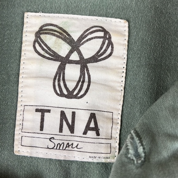 Aritzia TNA Olive Green Utility Military Shirt Jacket - Picture 3 of 13